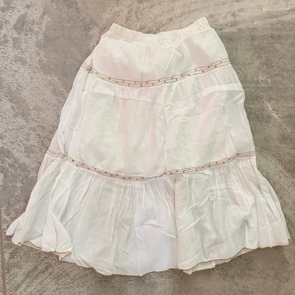 Kool Dresses & Skirts - Boho White Skirt with Gold Trim